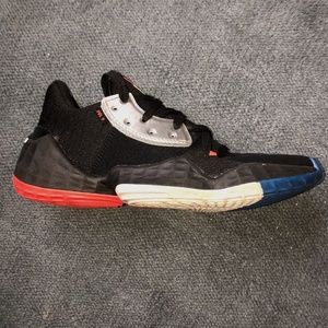 Adidas Harden Vol. 4 "Barbershop" black/silver